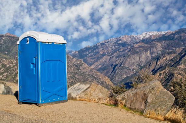 Best Portable restroom trailer rental  in Dunedin, FL